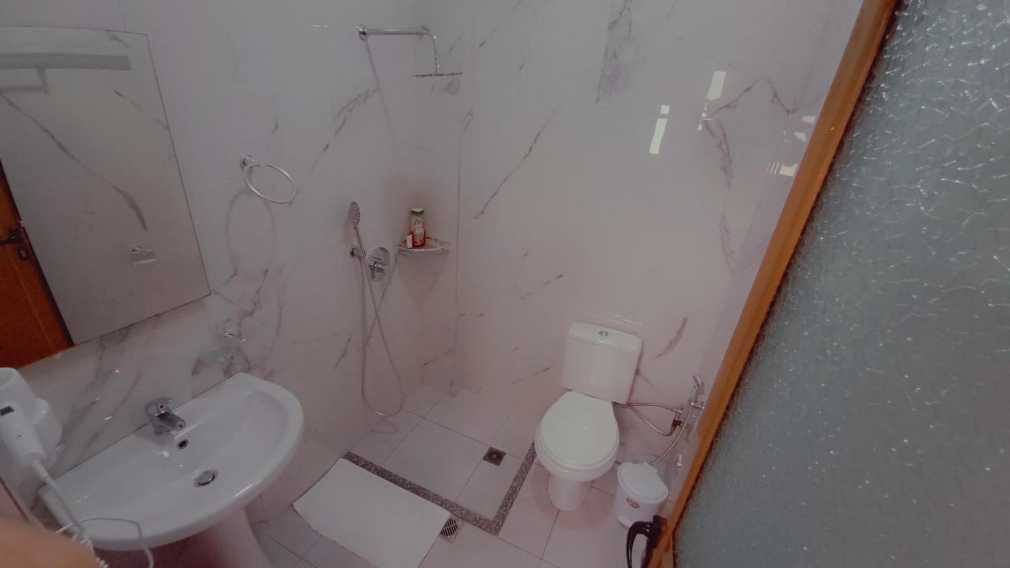 Hotel Vathi Ksamil Esterno foto
