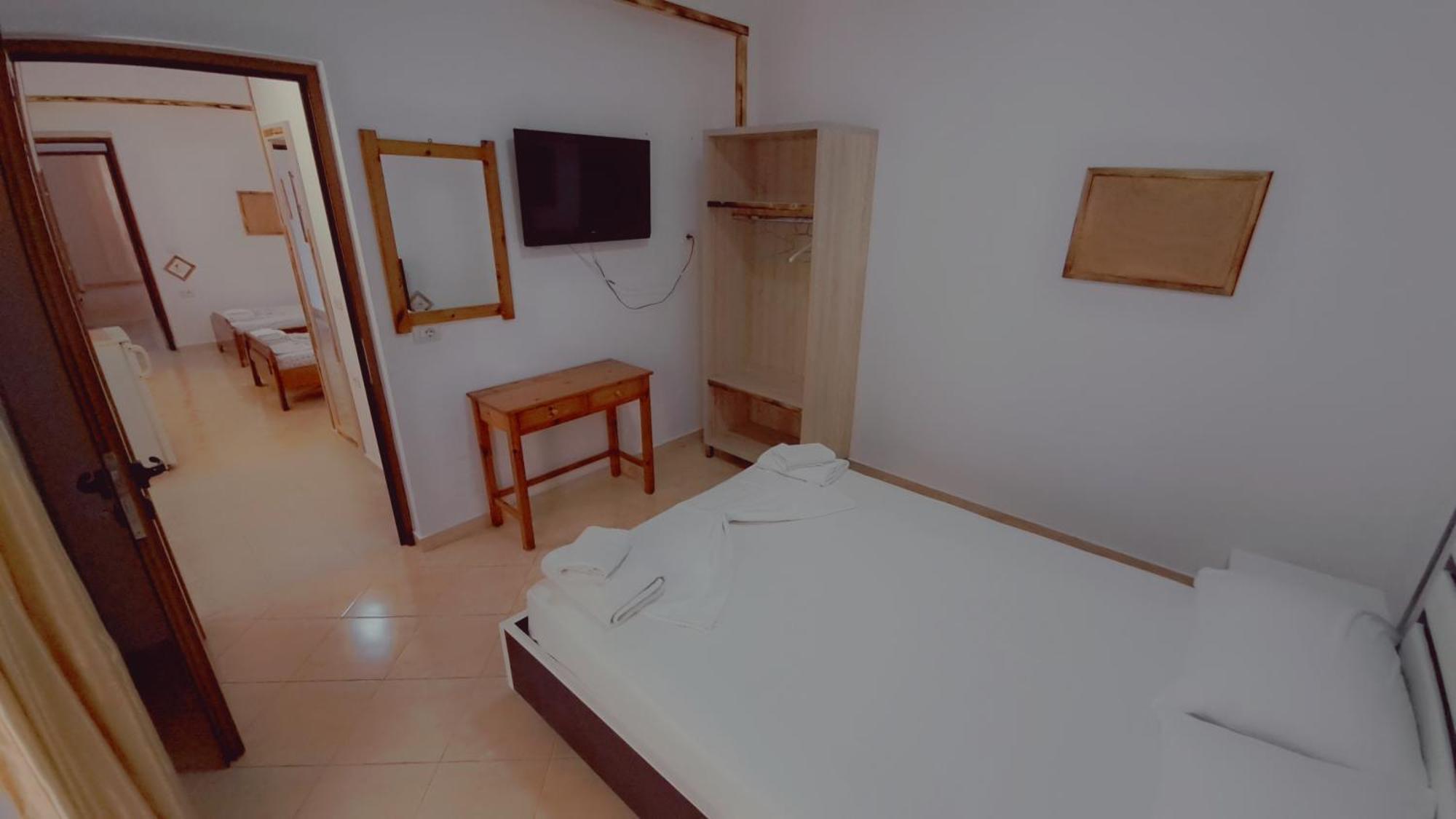 Hotel Vathi Ksamil Esterno foto